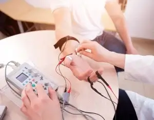 جهاز رسم العضلات electromyography emg